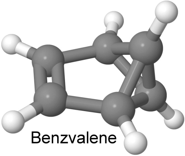 Benzvalene